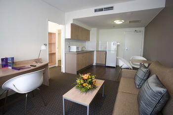 Ibis Melbourne Hotel And Apartments - eAccommodation 15