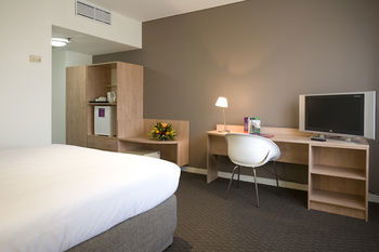 Ibis Melbourne Hotel And Apartments - eAccommodation 16