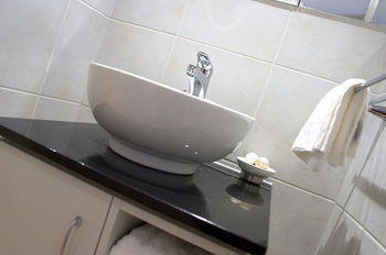 L'Auberge Noosa - eAccommodation 1