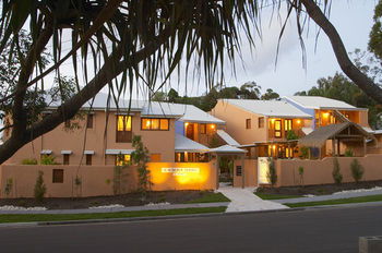 L'Auberge Noosa - eAccommodation 7