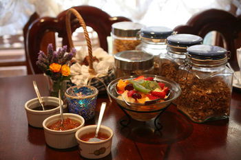 Lavender House B&B - eAccommodation 4