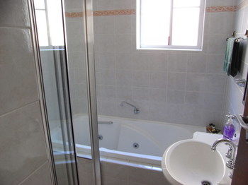 Lavender House B&B - eAccommodation 9