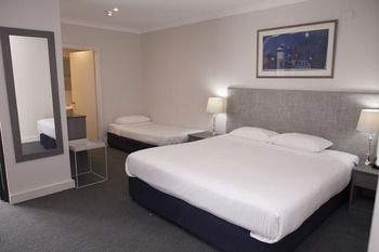 The Savoy Double Bay Hotel - eAccommodation 13