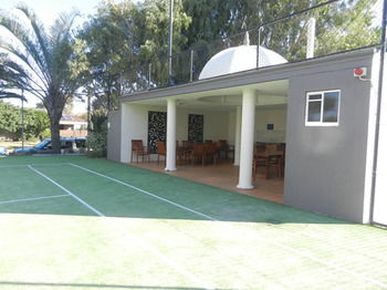 Beachside Resort - Kawana Waters - eAccommodation 34