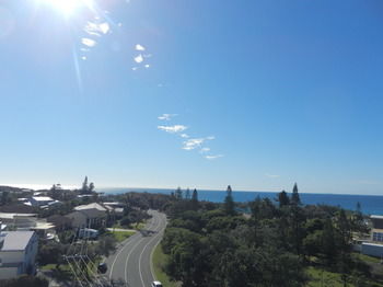 Beachside Resort - Kawana Waters - eAccommodation 35