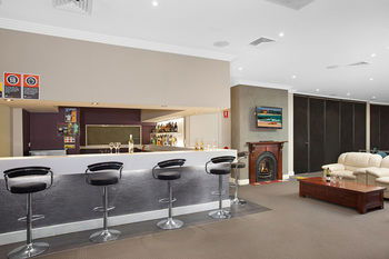 Checkers Resort & Conference Centre - eAccommodation 8