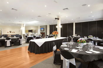 Checkers Resort & Conference Centre - eAccommodation 9