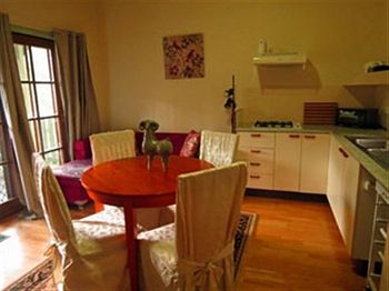 Barrington Wilderness Cedar Lodge Accommodation - eAccommodation 0