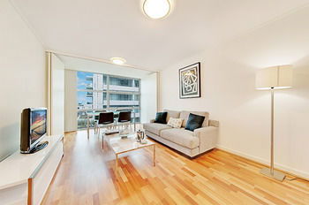 Wyndel Apartments - Nexus - eAccommodation 7