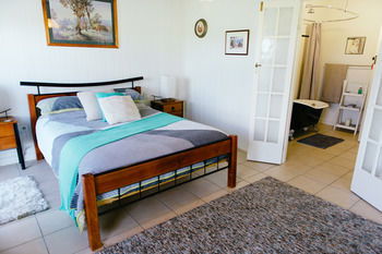 Blackwattle Farm B&B And Farm Stay - eAccommodation 31