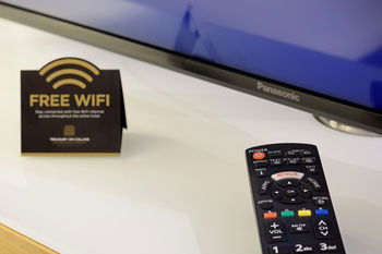 Treasury On Collins - eAccommodation 45