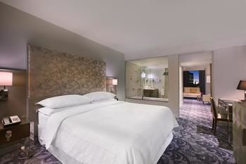Sheraton Melbourne Hotel - eAccommodation 18