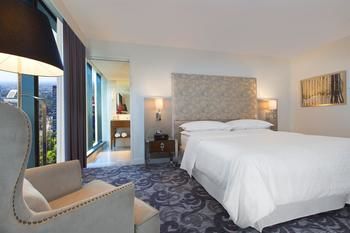 Sheraton Melbourne Hotel - eAccommodation 19