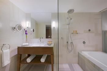 Sheraton Melbourne Hotel - eAccommodation 23