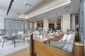 Sheraton Melbourne Hotel - eAccommodation 32