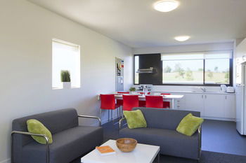 Western Sydney University Village-Campbelltown Campus - eAccommodation 3