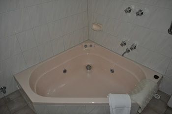 Nunawading Motor Inn - eAccommodation 36