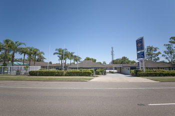 Colonial Terrace Motor Inn - eAccommodation 0