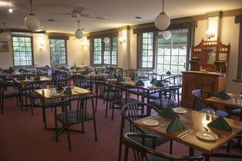 Colonial Terrace Motor Inn - eAccommodation 13