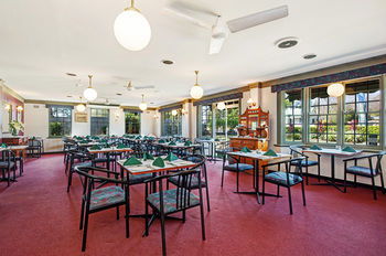 Colonial Terrace Motor Inn - eAccommodation 36