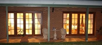 Strathearn Park Lodge - eAccommodation 9