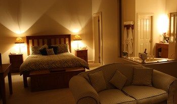 Strathearn Park Lodge - eAccommodation 13
