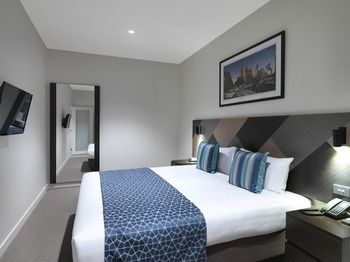 Wyndham Hotel Melbourne - eAccommodation 2