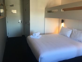 Ibis Budget Casula Liverpool - eAccommodation 14