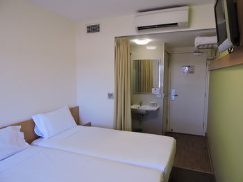 Ibis Budget Sydney Olympic Park - eAccommodation 2