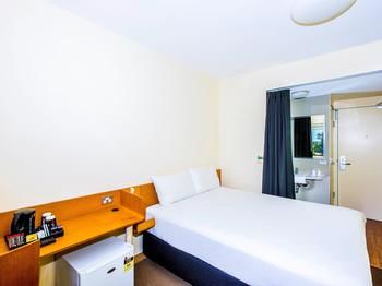 Ibis Budget Sydney Olympic Park - eAccommodation 35