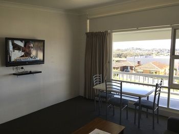Harbourview Serviced Apartments - eAccommodation 53