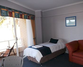 Ulladulla Harbour Motel - eAccommodation 2