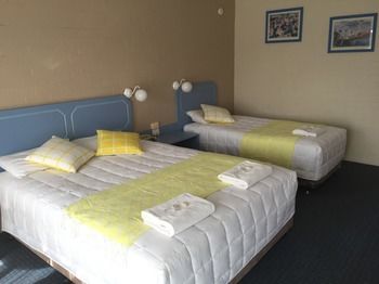 Ulladulla Harbour Motel - eAccommodation 21