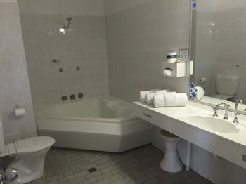 Ulladulla Harbour Motel - eAccommodation 33