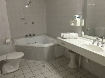 Ulladulla Harbour Motel - eAccommodation 43