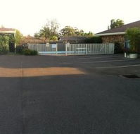 Golden Grain Motor Inn - eAccommodation