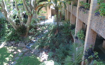 Amg Motel & Serviced Apartments - eAccommodation 3