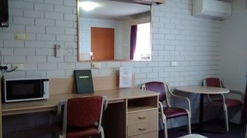 Centabrook Motor Inn - eAccommodation 21