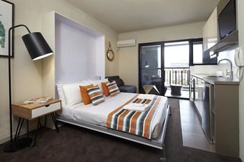Randwick Central Suites - eAccommodation 2