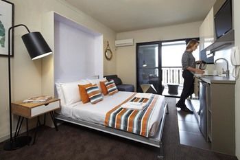 Randwick Central Suites - eAccommodation 4