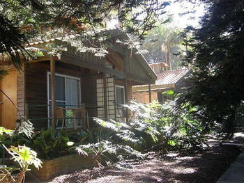Kims Beachside Lodges - eAccommodation 18