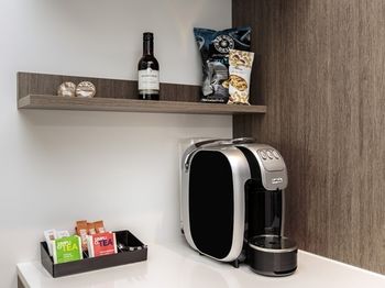 Best Western Plus Lake Kawana Hotel - eAccommodation 43