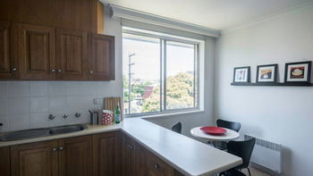 Apartment2c - Somerset - eAccommodation 1