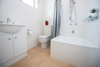 Apartment2c - Somerset - eAccommodation 5