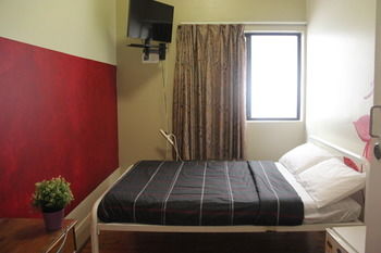 Coogee Beachside Budget Accommodation - Hostel - eAccommodation 6