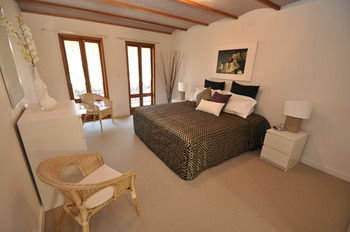 Camperdown 21 Brigs Furnished Apartment - eAccommodation 6