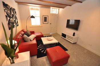 Camperdown 21 Brigs Furnished Apartment - eAccommodation 11