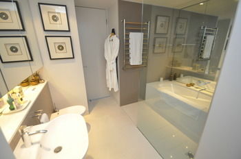 Camperdown 608 St Furnished Apartment - eAccommodation 1