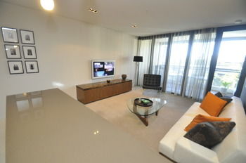 Camperdown 608 St Furnished Apartment - eAccommodation 8