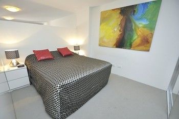 Darlinghurst 17 Oxf Furnished Apartment - eAccommodation 3